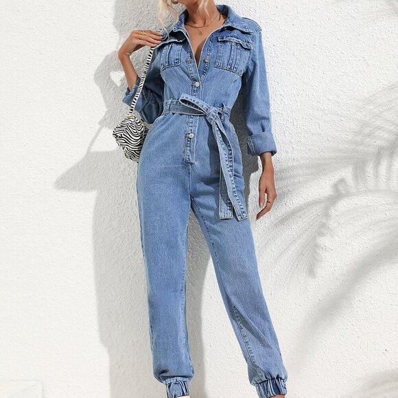 Medium Wash Casual Women's Flap Pocket Belted Denim Jumpsuit - Picture 4 of 6